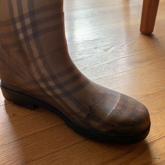 Authentic Burberry Rain Boots - purchased 2007 - Picture 6 of 16